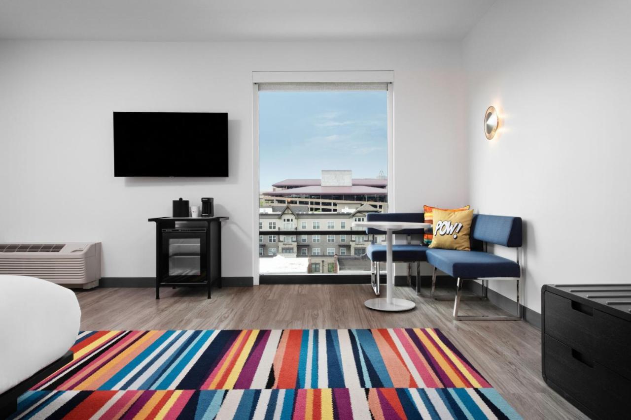 Aloft Kansas City Country Club Plaza Exterior foto
